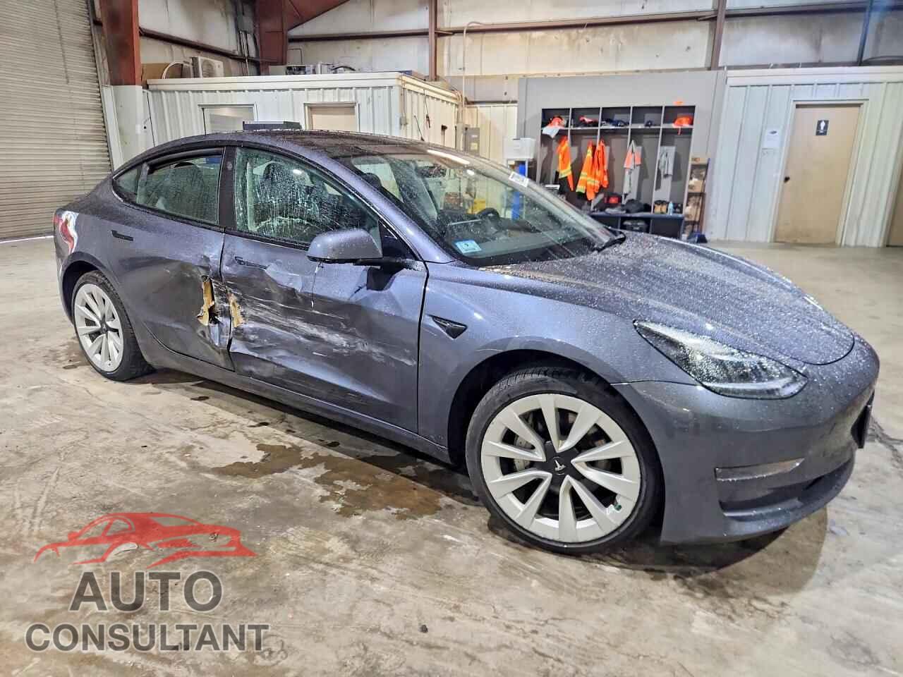 TESLA MODEL 3 2023 - 5YJ3E1EA0PF644471