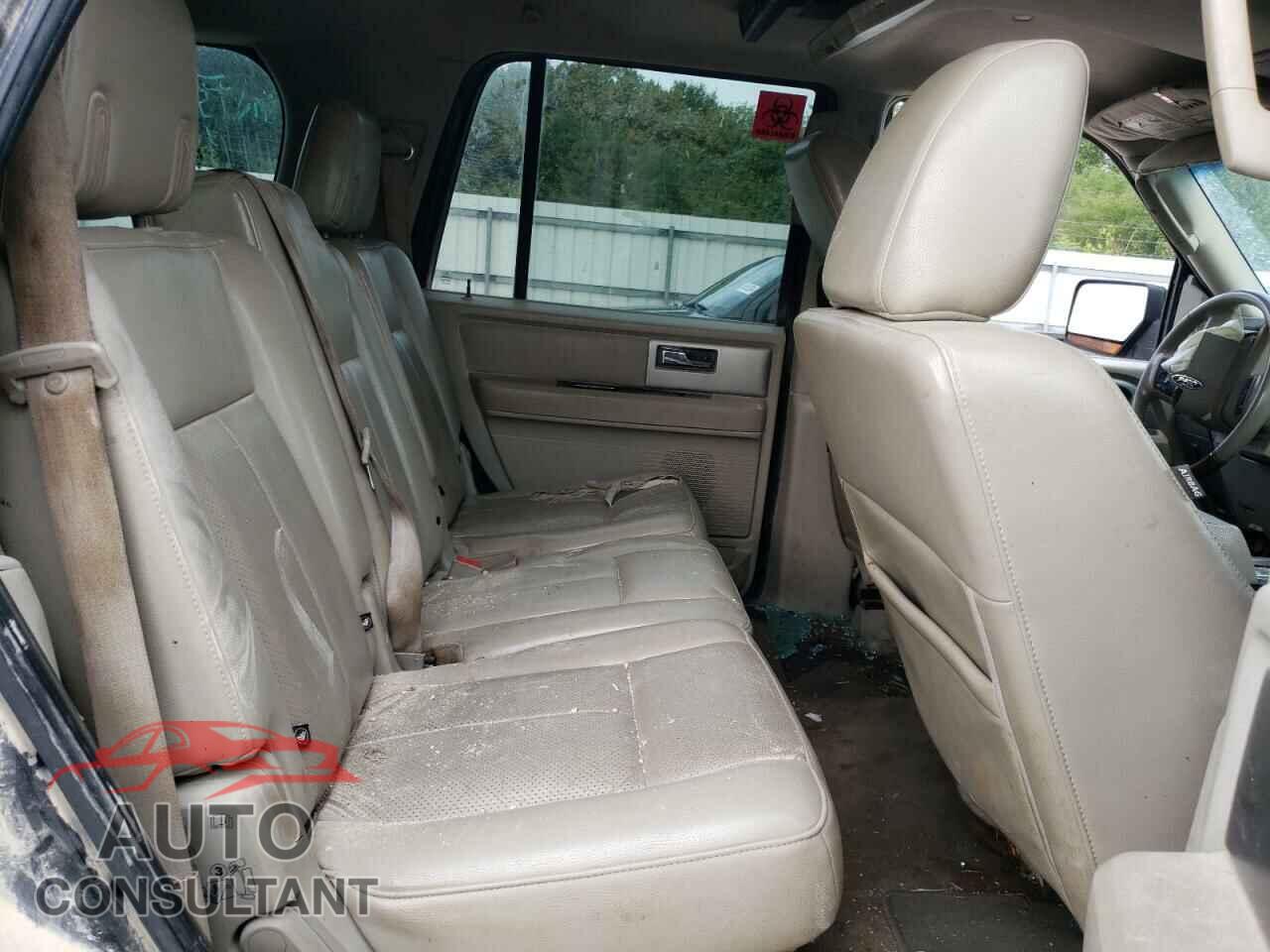 FORD EXPEDITION 2010 - 1FMJU2A51AEB69748