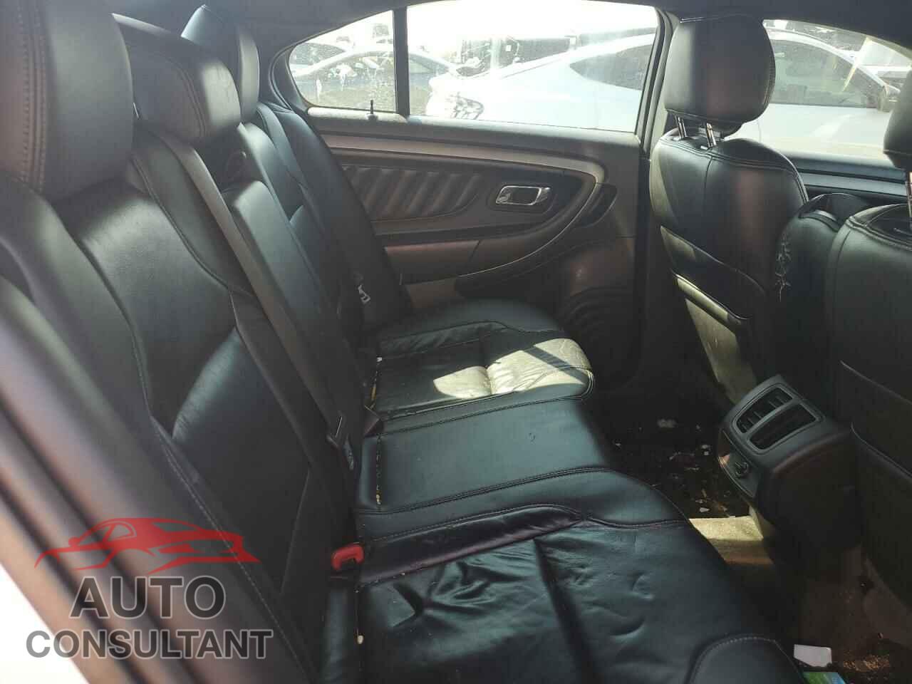 FORD TAURUS 2016 - 1FAHP2E81GG100561