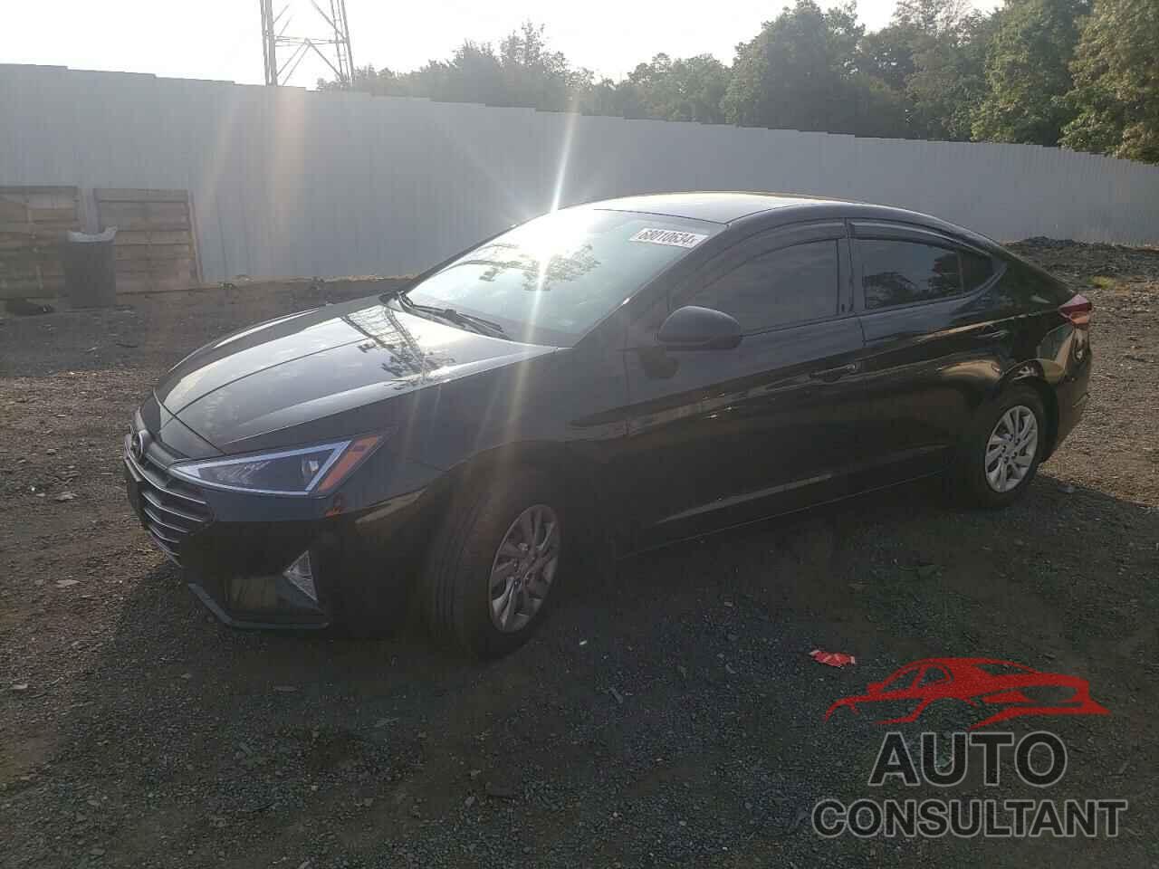 HYUNDAI ELANTRA 2019 - KMHD74LF2KU886611