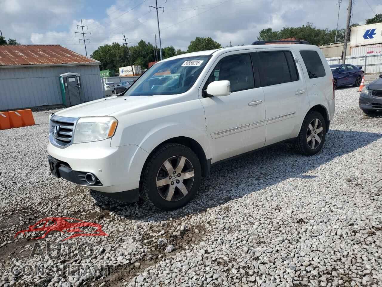 HONDA PILOT 2013 - 5FNYF4H93DB017362