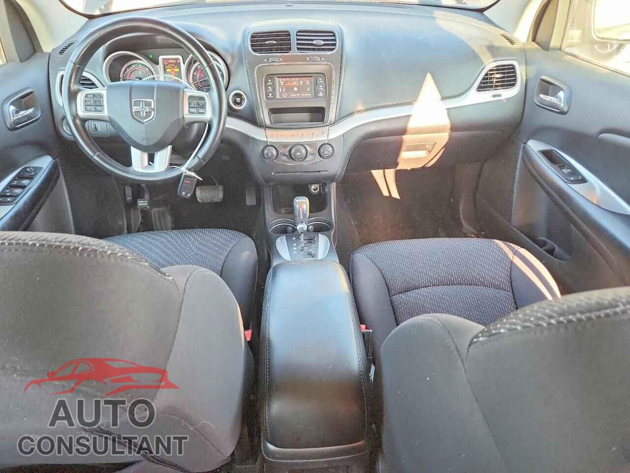 DODGE JOURNEY 2015 - 3C4PDCAB2FT518014