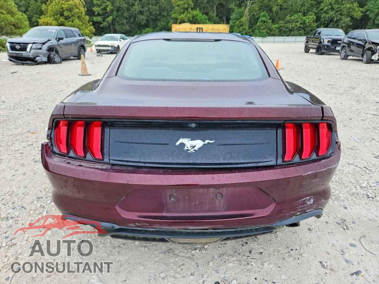 FORD MUSTANG 2018 - 1FA6P8TH8J5126686