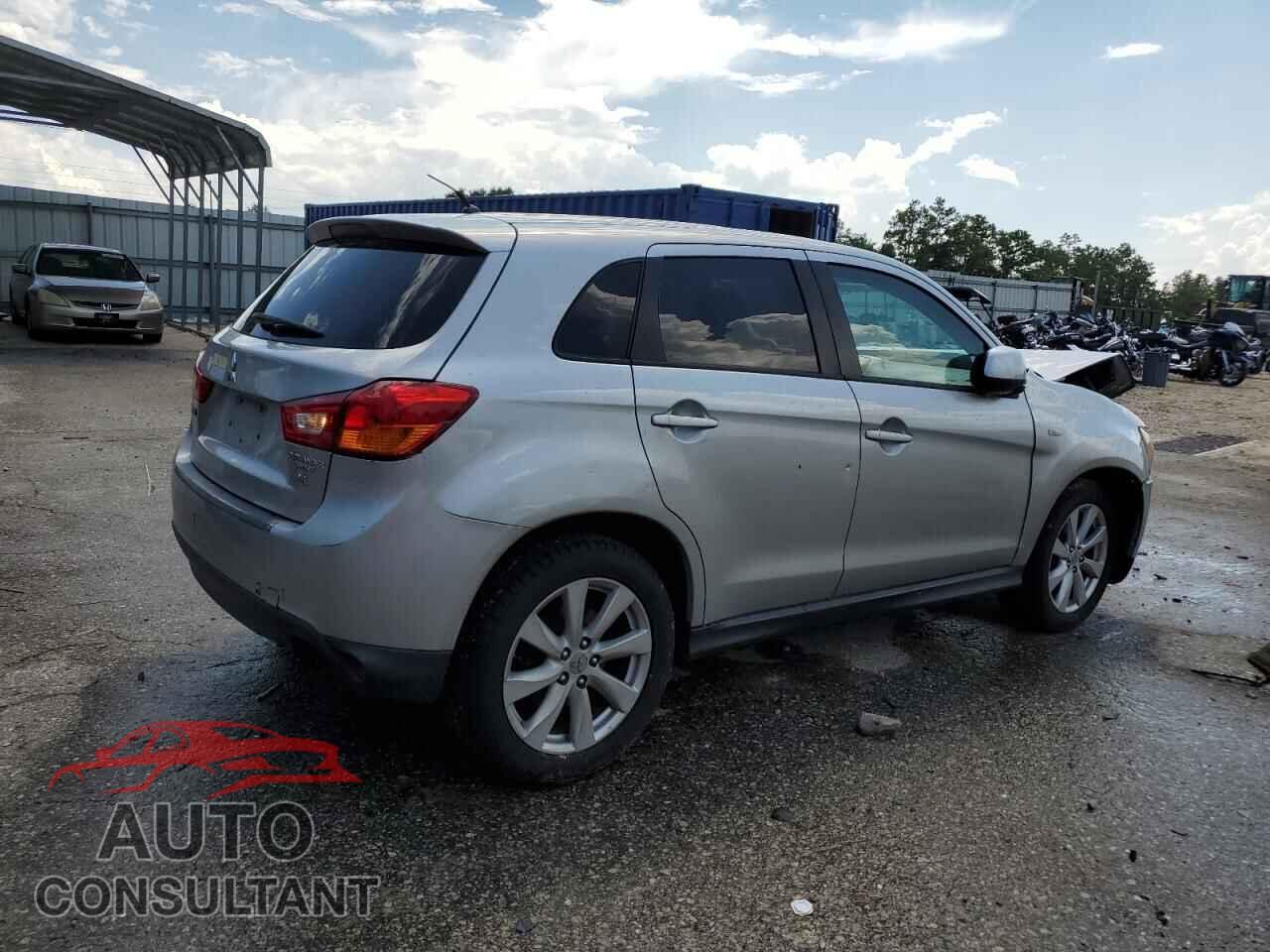 MITSUBISHI OUTLANDER 2015 - 4A4AP3AWXFE062000