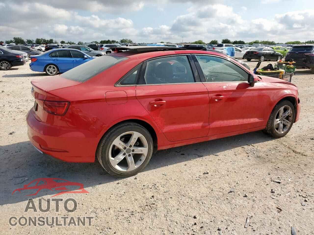 AUDI A3 2018 - WAUAUGFF7J1032420