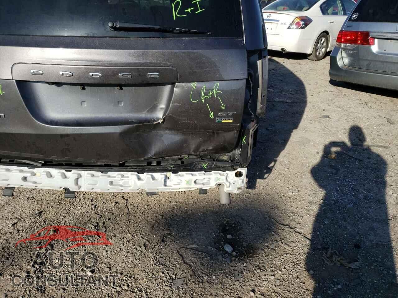 DODGE GRAND CARA 2017 - 2C4RDGEG9HR861415