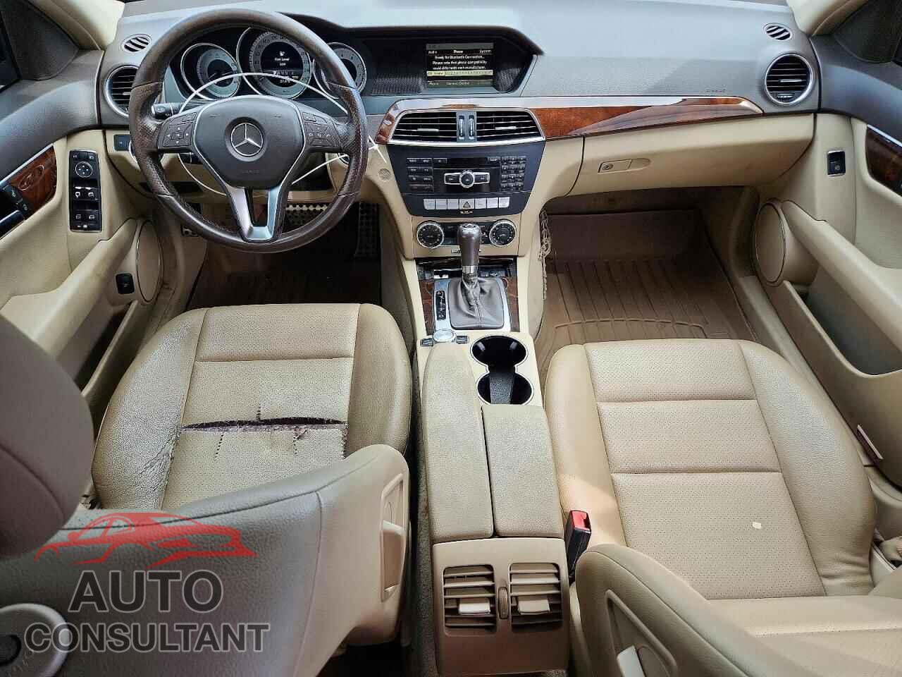 MERCEDES-BENZ C-CLASS 2014 - WDDGF8AB2EA950928