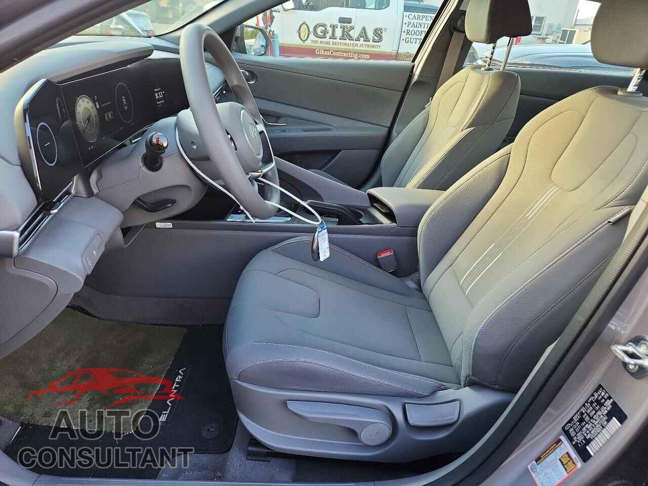 HYUNDAI ELANTRA 2024 - KMHLM4DG2RU733362