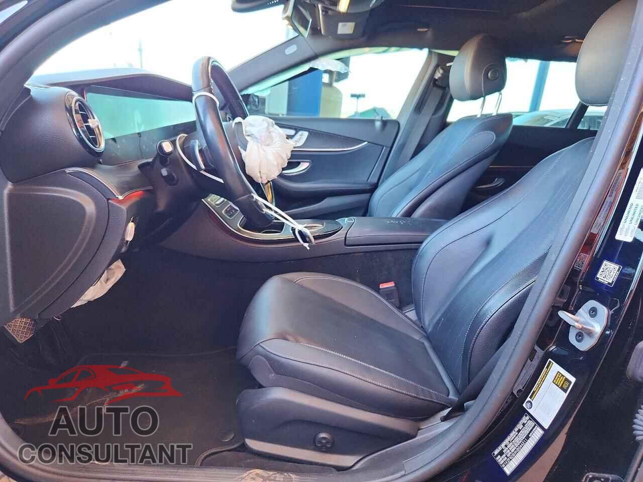 MERCEDES-BENZ E-CLASS 2022 - W1KZF8DB9NB044211