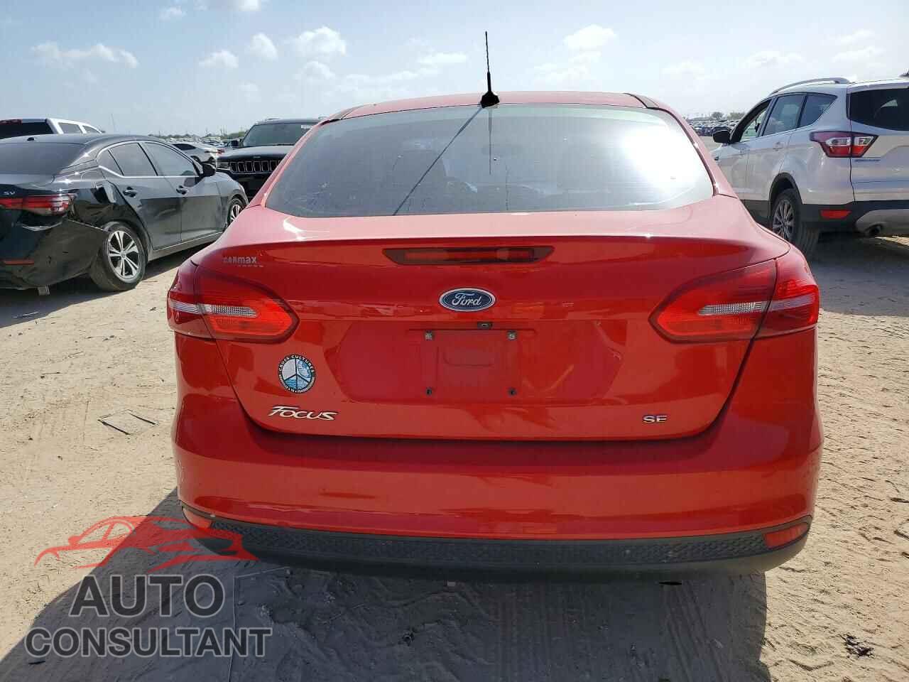 FORD FOCUS 2017 - 1FADP3F26HL244744