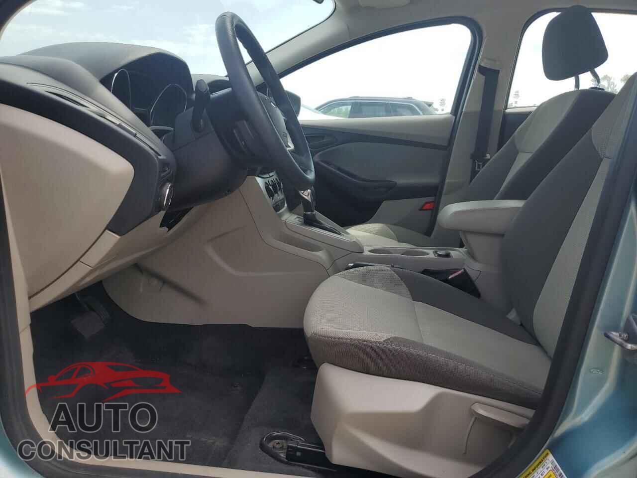 FORD FOCUS 2012 - 1FAHP3K26CL319037