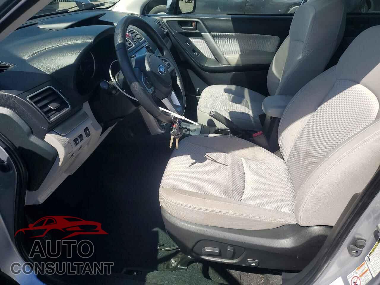 SUBARU FORESTER 2017 - JF2SJAEC5HH567821