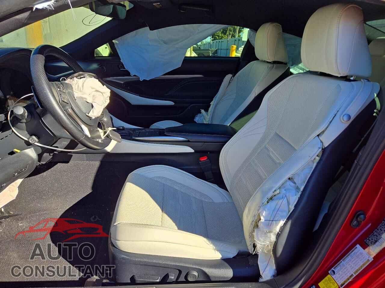 LEXUS RC300 2021 - JTHGA5BC0M5011782
