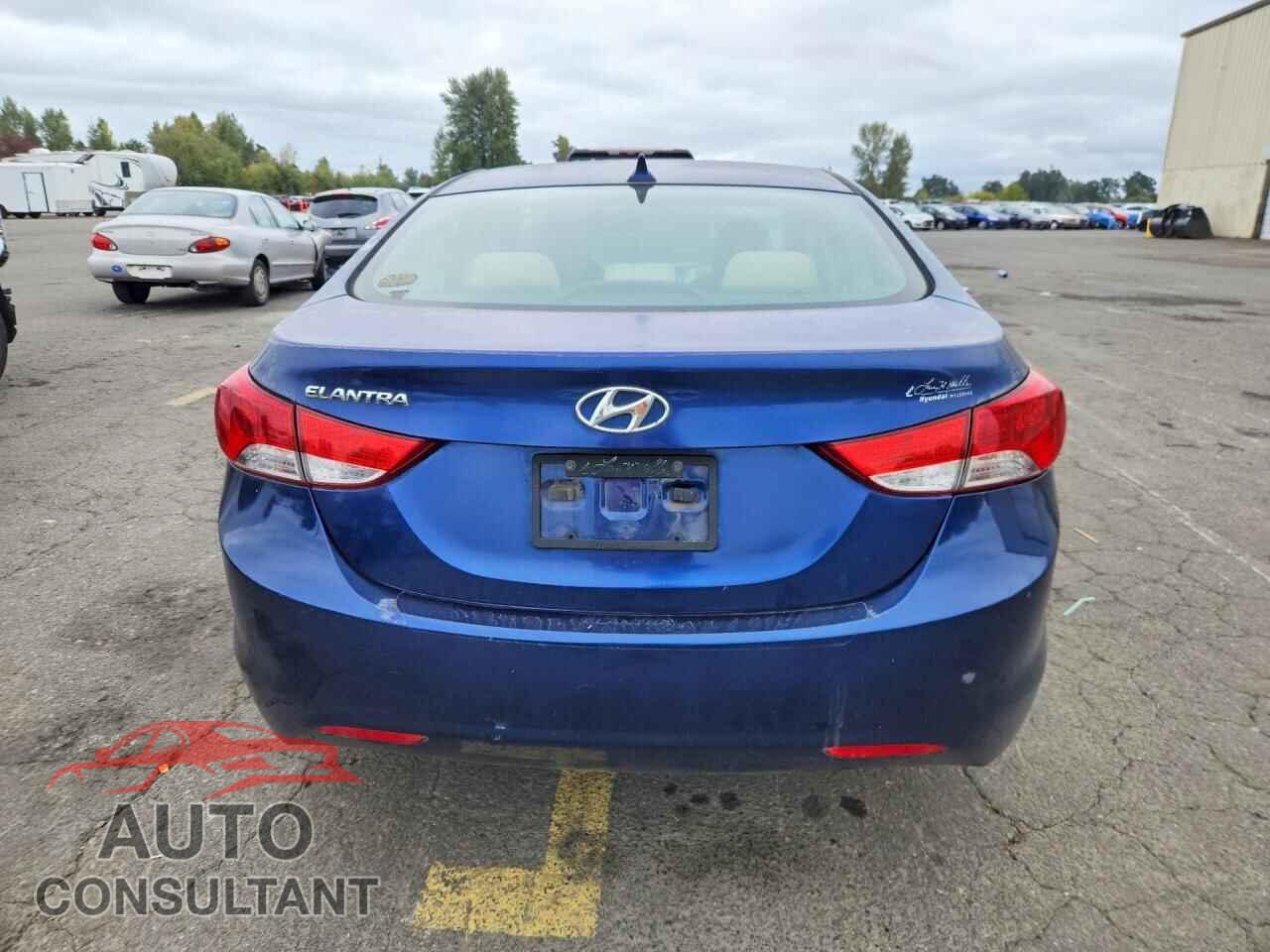 HYUNDAI ELANTRA 2013 - KMHDH4AE9DU543403