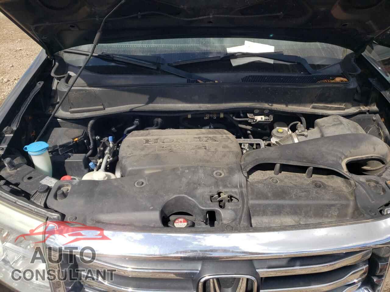 HONDA PILOT 2013 - 5FNYF4H92DB058047