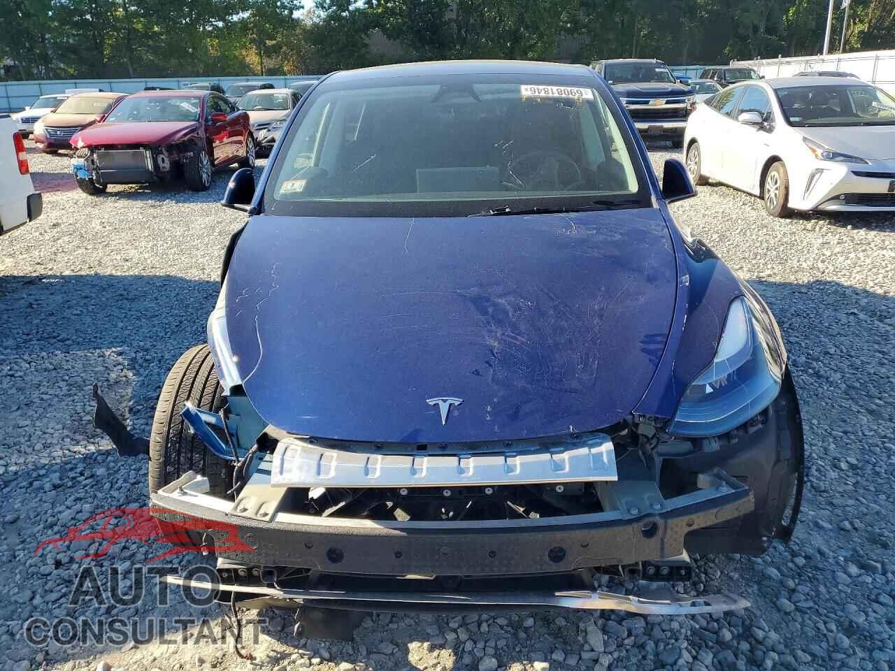 TESLA MODEL Y 2025 - 7SAYGAEE3SF285244