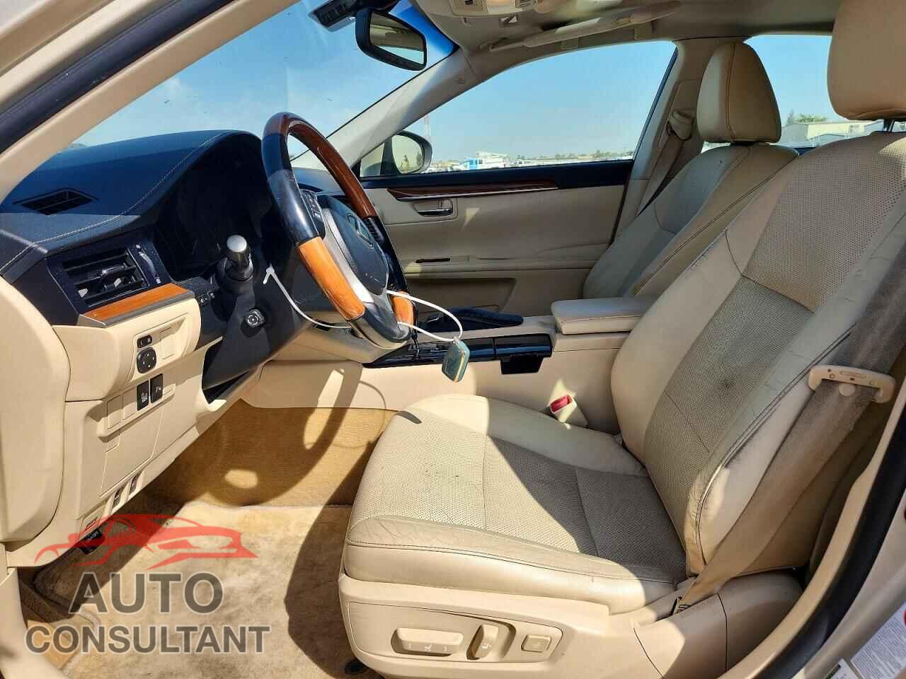 LEXUS ES300 2014 - JTHBW1GG6E2065204