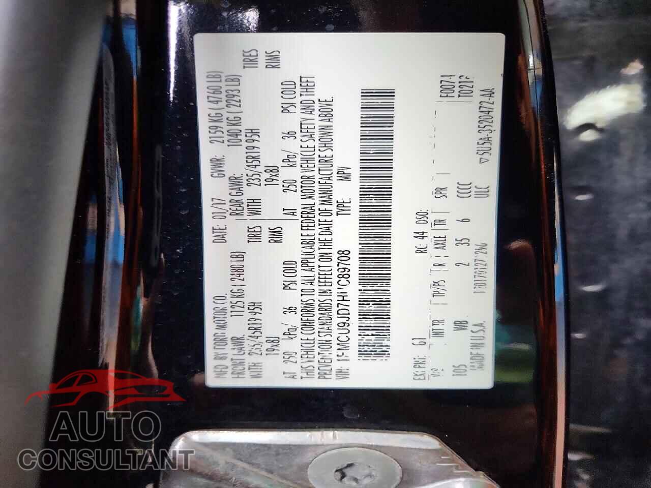 FORD ESCAPE 2017 - 1FMCU9JD7HUC89708