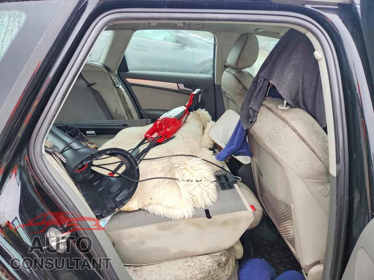 AUDI A4 2011 - WAUWFAFL5BA009366