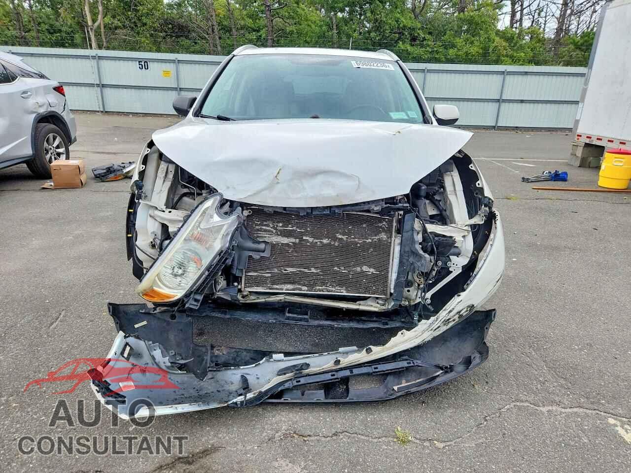 HONDA CRV 2014 - 5J6RM4H77EL041553