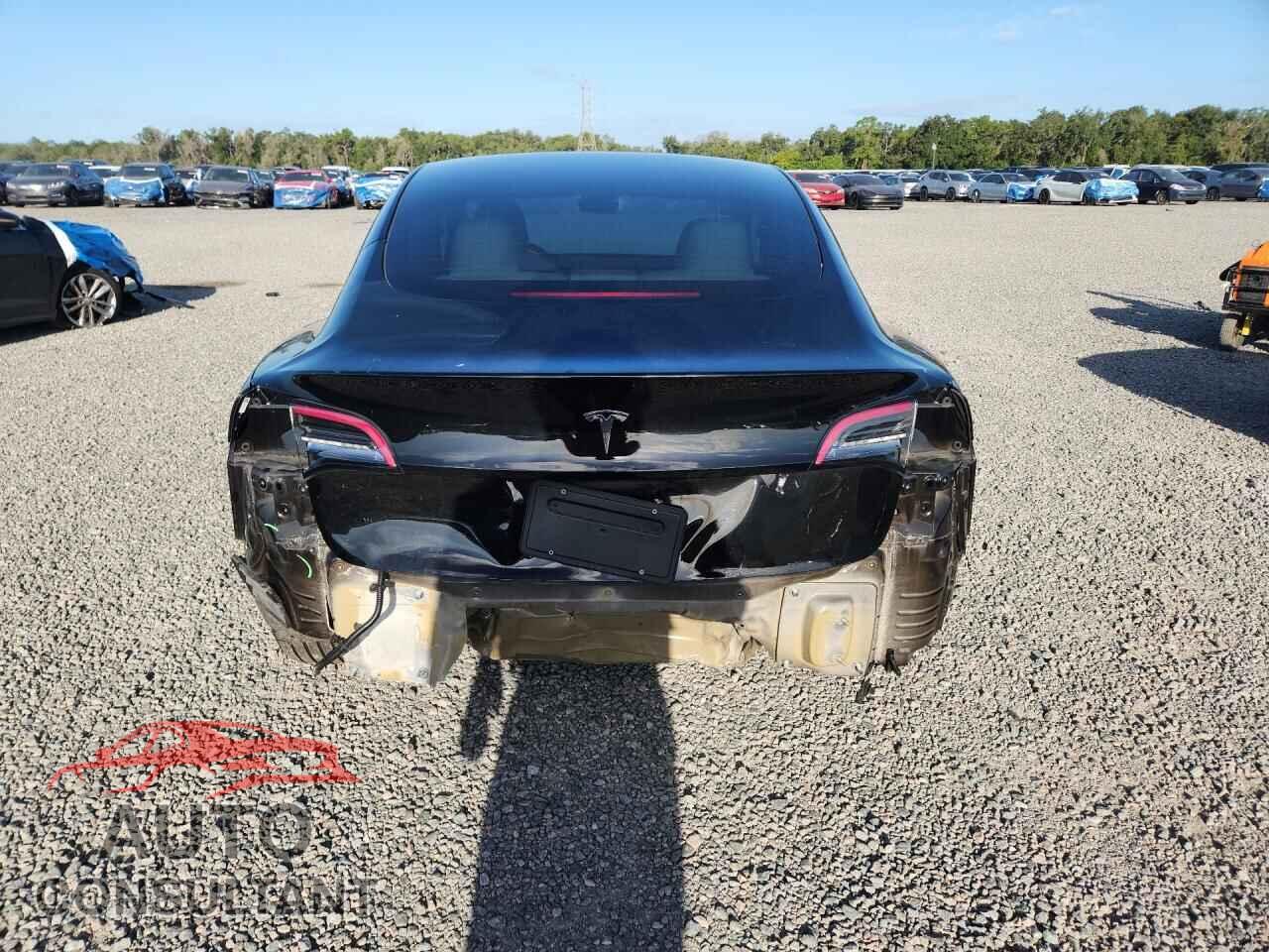 TESLA MODEL 3 2023 - 5YJ3E1EA7PF435163