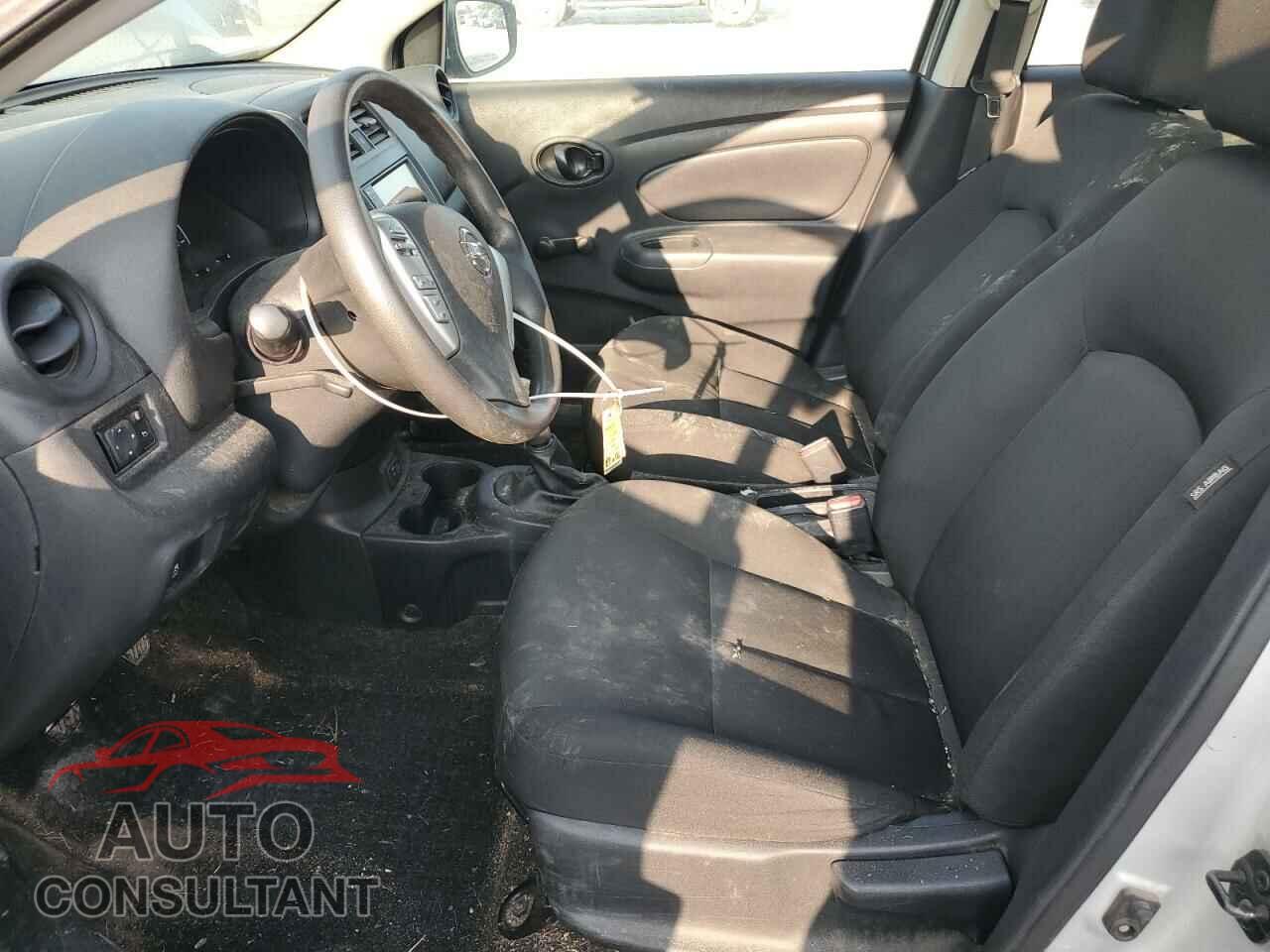 NISSAN VERSA 2019 - 3N1CN7AP3KL831391