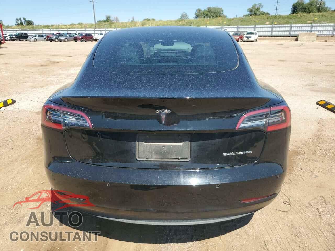 TESLA MODEL 3 2021 - 5YJ3E1EB9MF052538