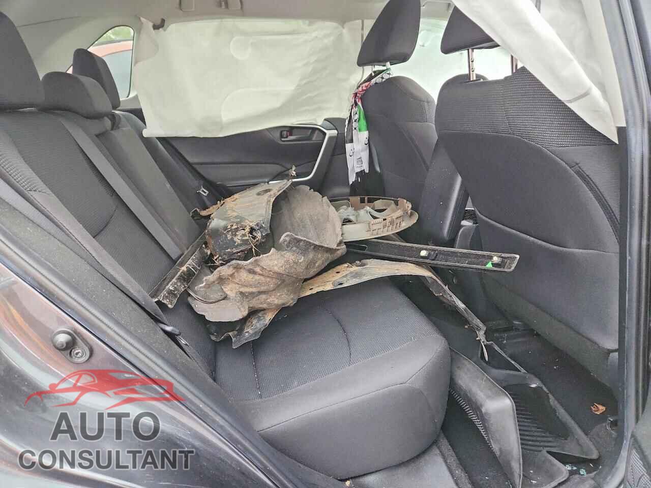 TOYOTA RAV4 2021 - 2T3F1RFV2MC179823