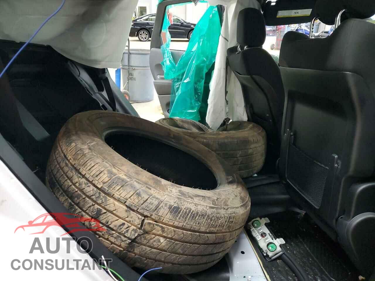 DODGE DURANGO 2023 - 1C4SDJFT4PC590782