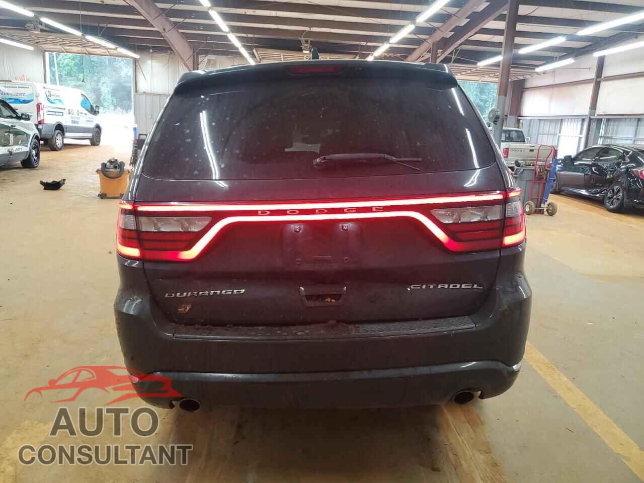 DODGE DURANGO 2018 - 1C4RDJEG6JC371042