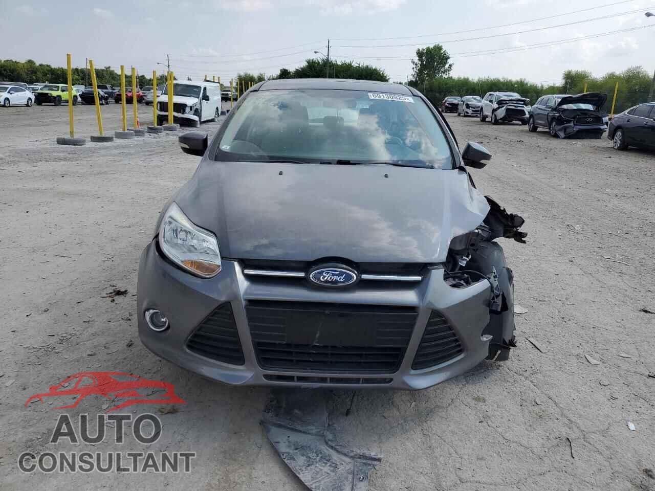 FORD FOCUS 2012 - 1FAHP3M27CL271481