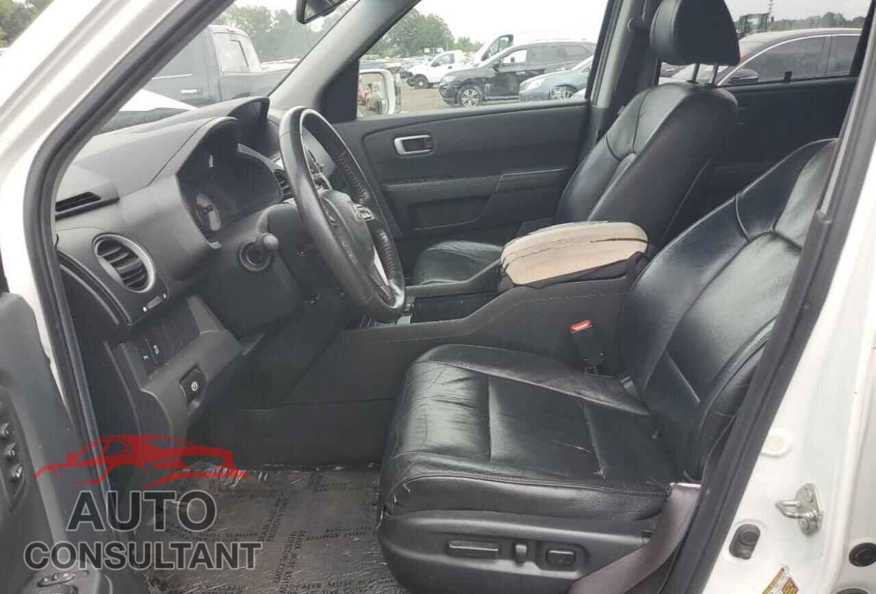 HONDA PILOT 2012 - 5FNYF3H95CB008218