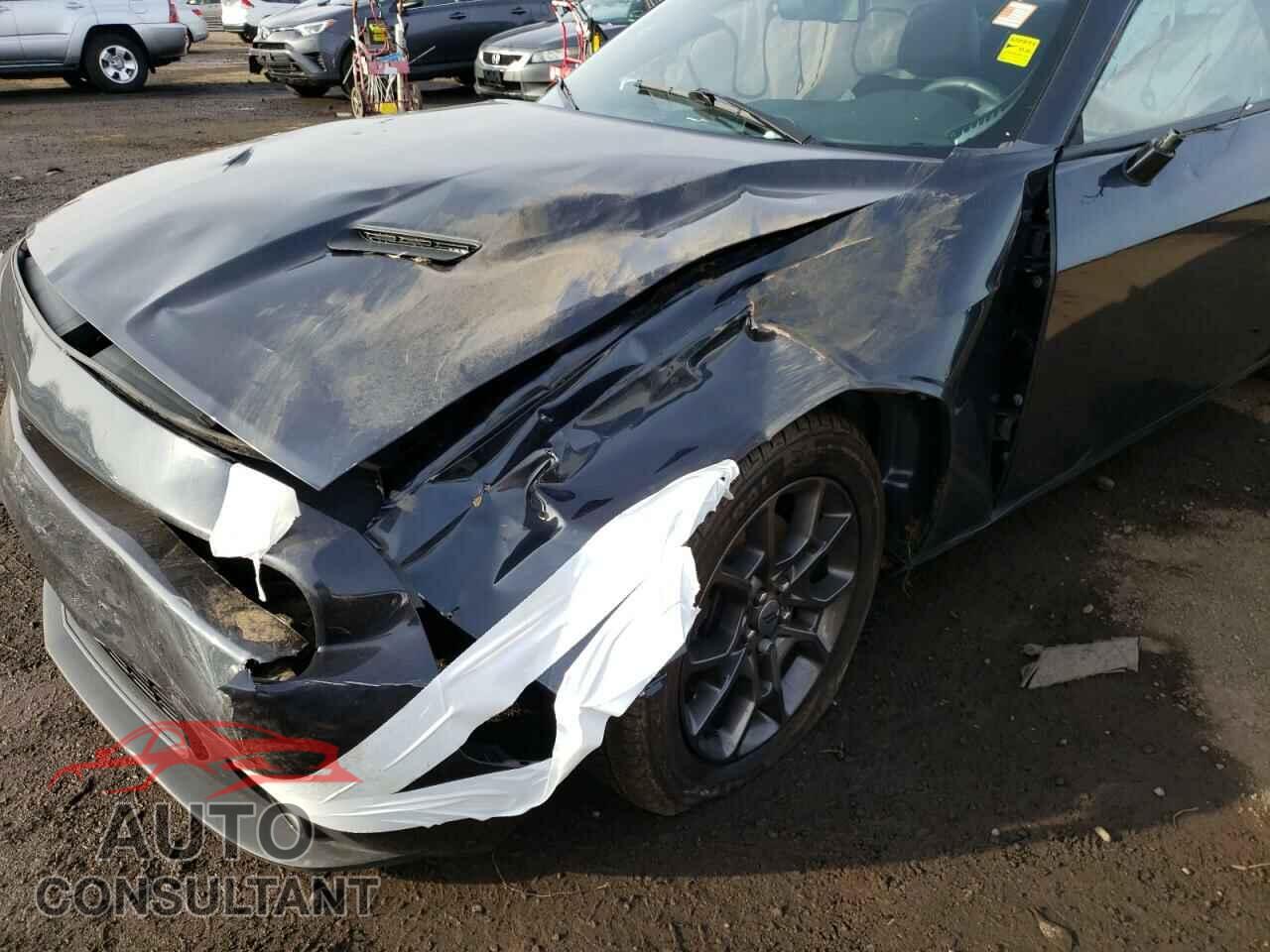 DODGE CHALLENGER 2018 - 2C3CDZGG3JH260340