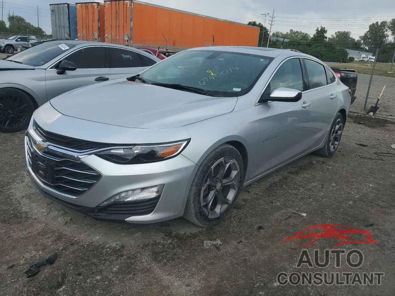 CHEVROLET MALIBU 2021 - 1G1ZD5ST8MF020346