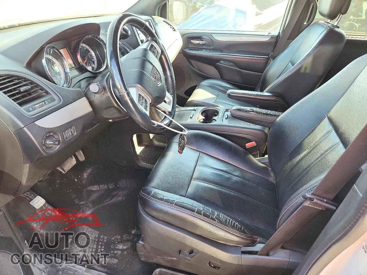 DODGE CARAVAN 2018 - 2C4RDGEG2JR336234