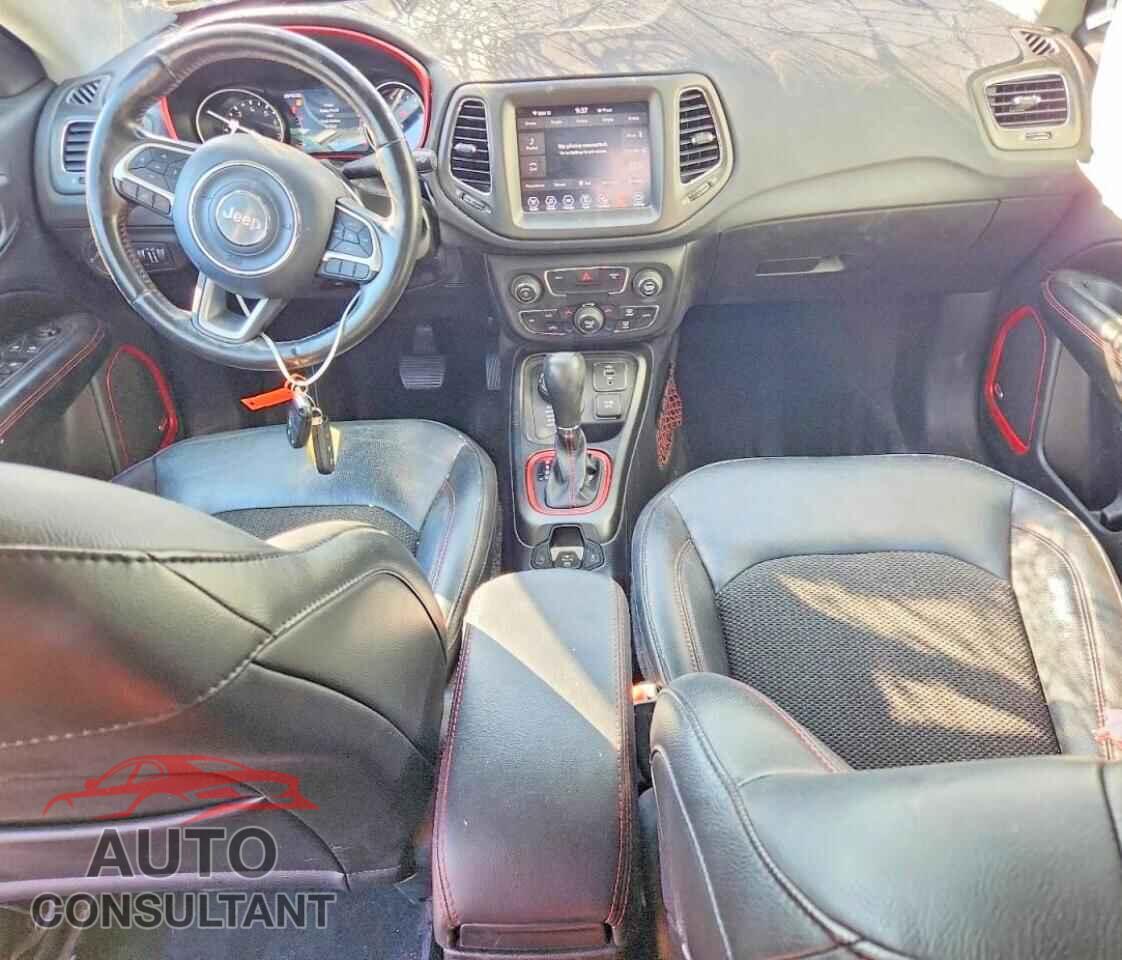 JEEP COMPASS 2019 - 3C4NJDDB9KT794038