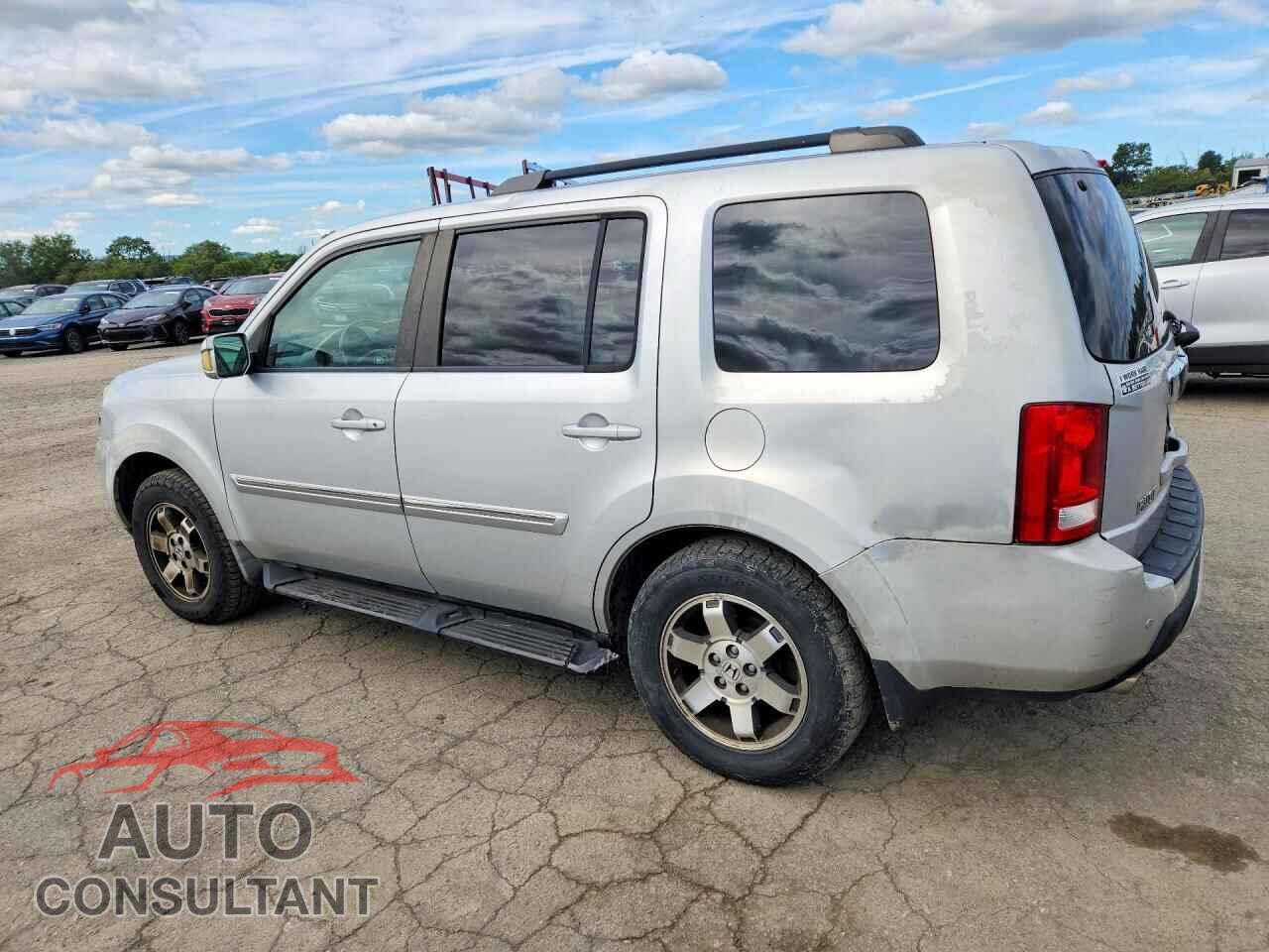 HONDA PILOT 2009 - 5FNYF48989B010401