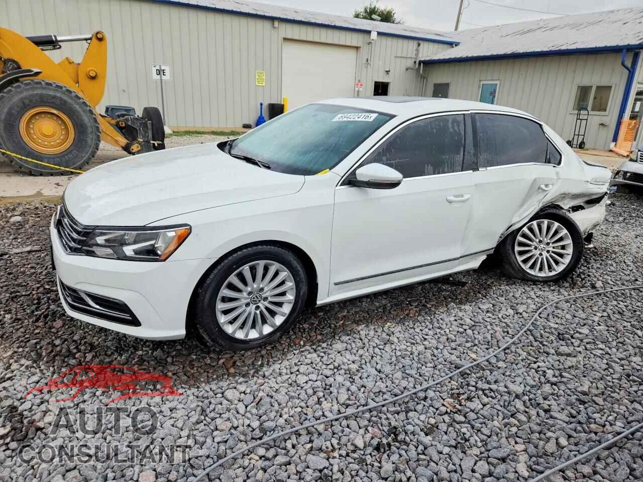 VOLKSWAGEN PASSAT 2016 - 1VWBS7A39GC034710