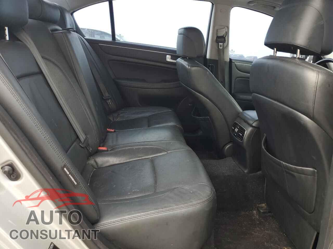 HYUNDAI GENESIS 2013 - KMHGC4DD4DU239703