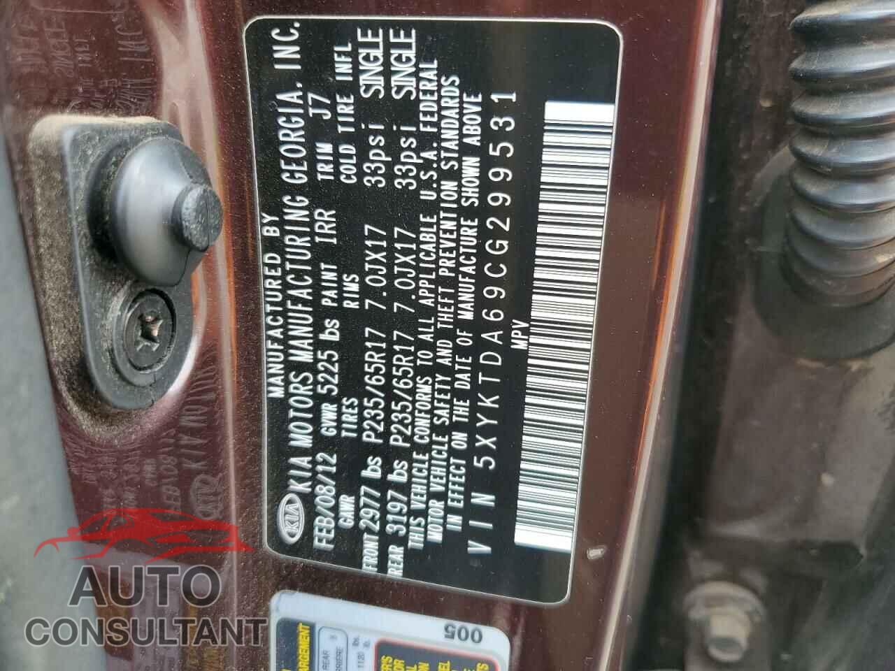 KIA SORENTO 2012 - 5XYKTDA69CG299531