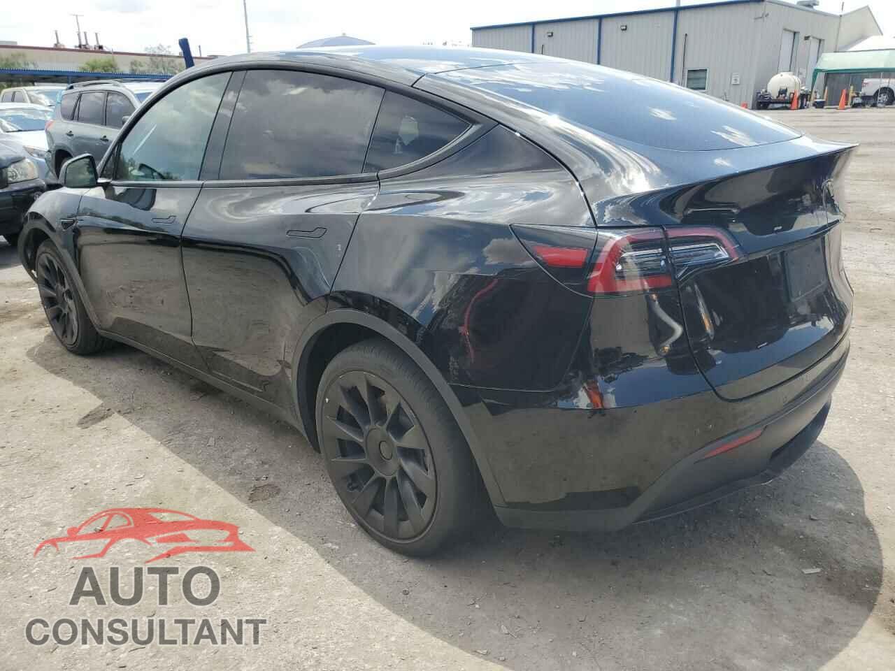 TESLA MODEL Y 2021 - 5YJYGDEEXMF190486