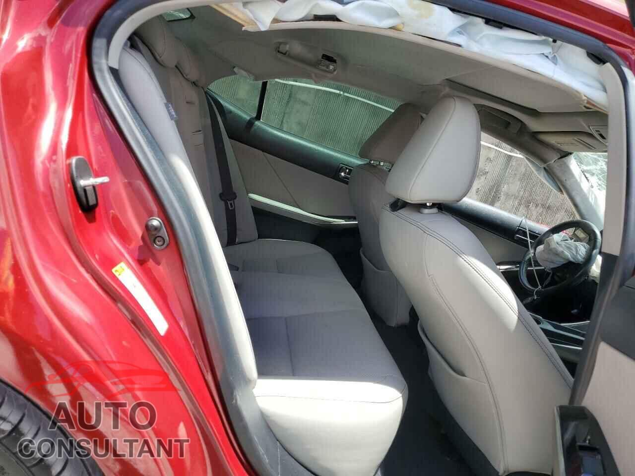 LEXUS IS 2015 - JTHBF1D25F5054719