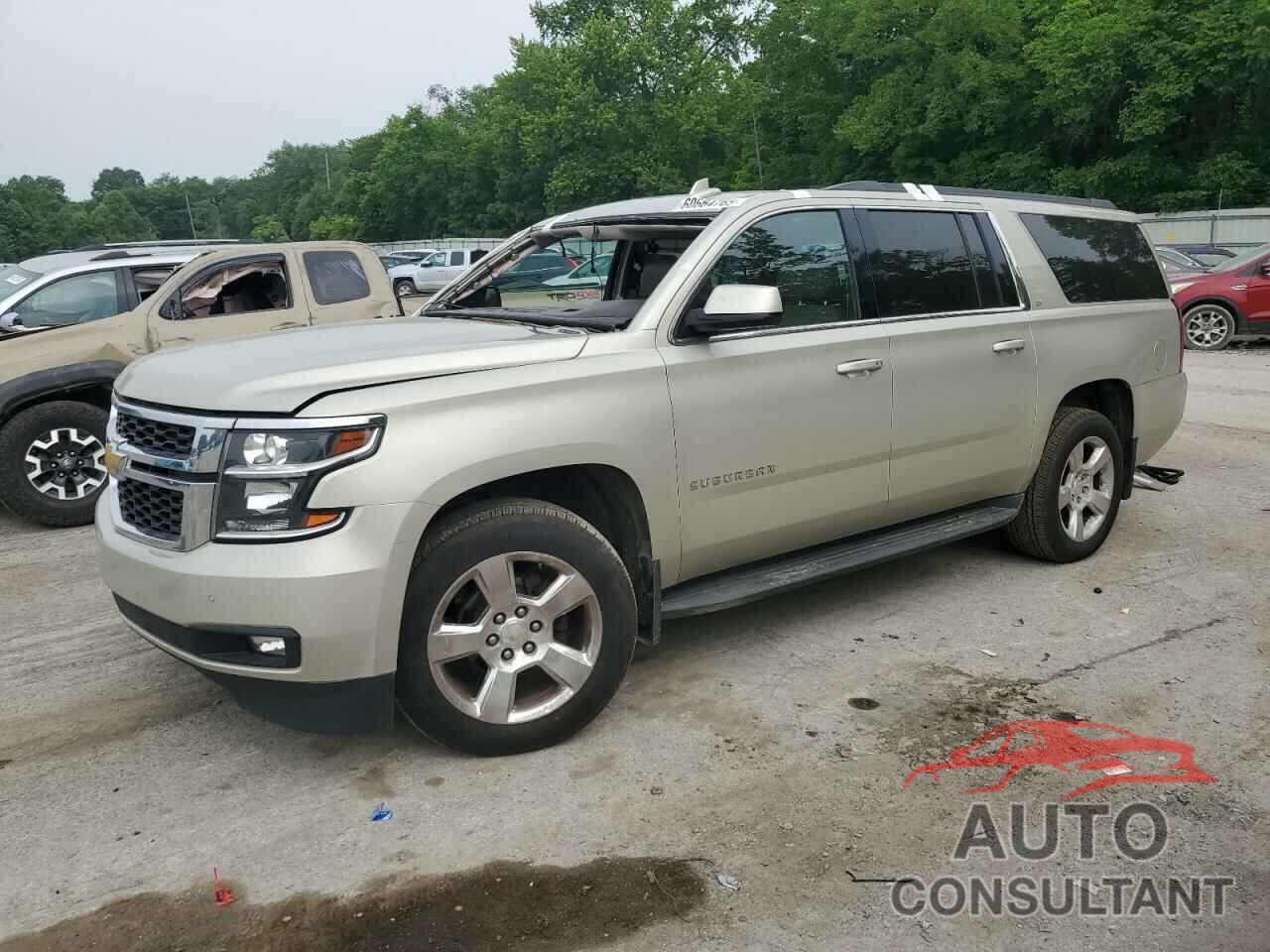 CHEVROLET SUBURBAN 2015 - 1GNSKJKC1FR652332