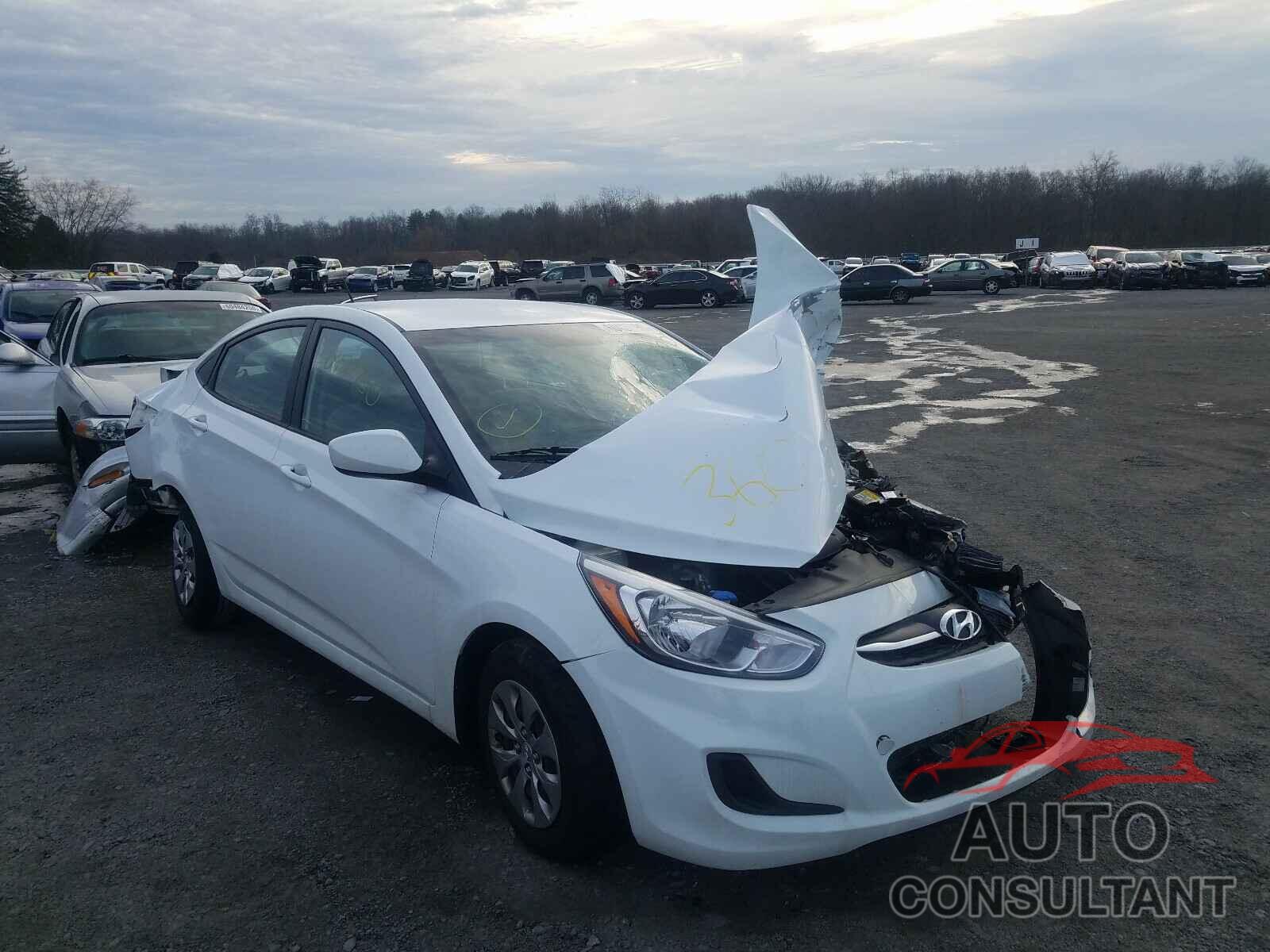 HYUNDAI ACCENT 2017 - KMHCT4AE7HU344835