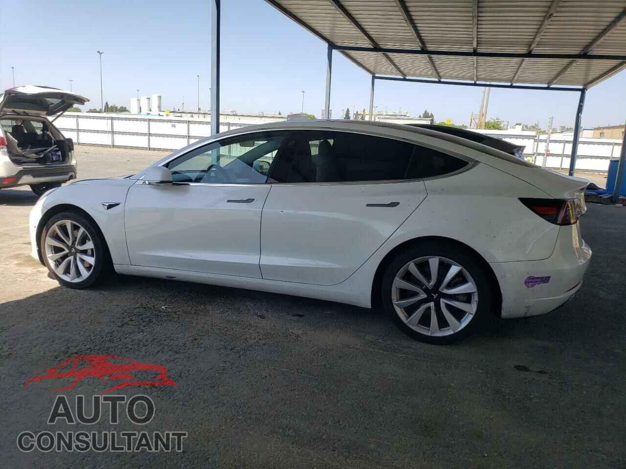 TESLA MODEL 3 2019 - 5YJ3E1EA7KF444938