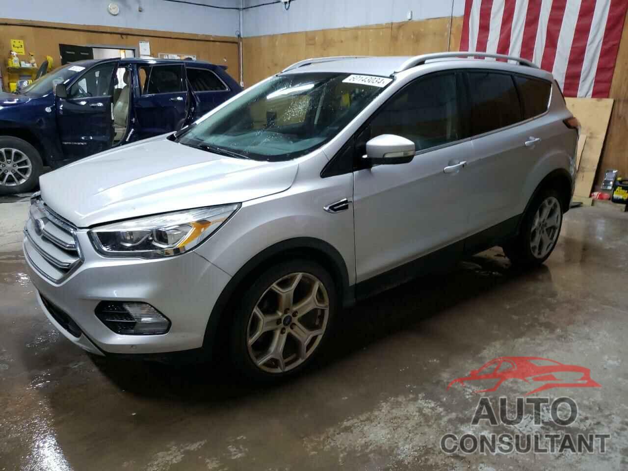 FORD ESCAPE 2017 - 1FMCU0J99HUE93174