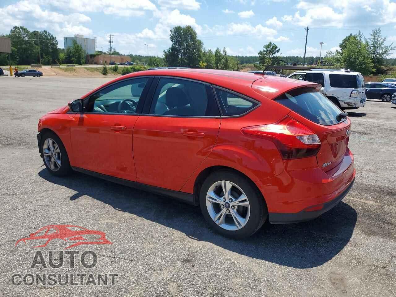 FORD FOCUS 2014 - 1FADP3K2XEL144843