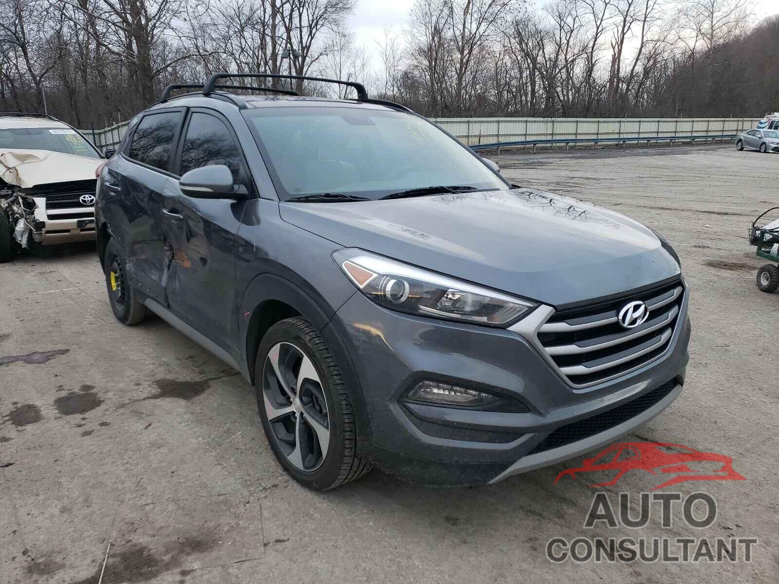 HYUNDAI TUCSON 2018 - KM8J3CA22JU762149