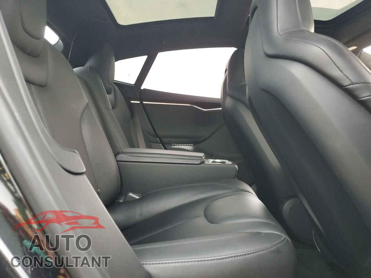 TESLA MODEL S 2015 - 5YJSA4H27FF091121