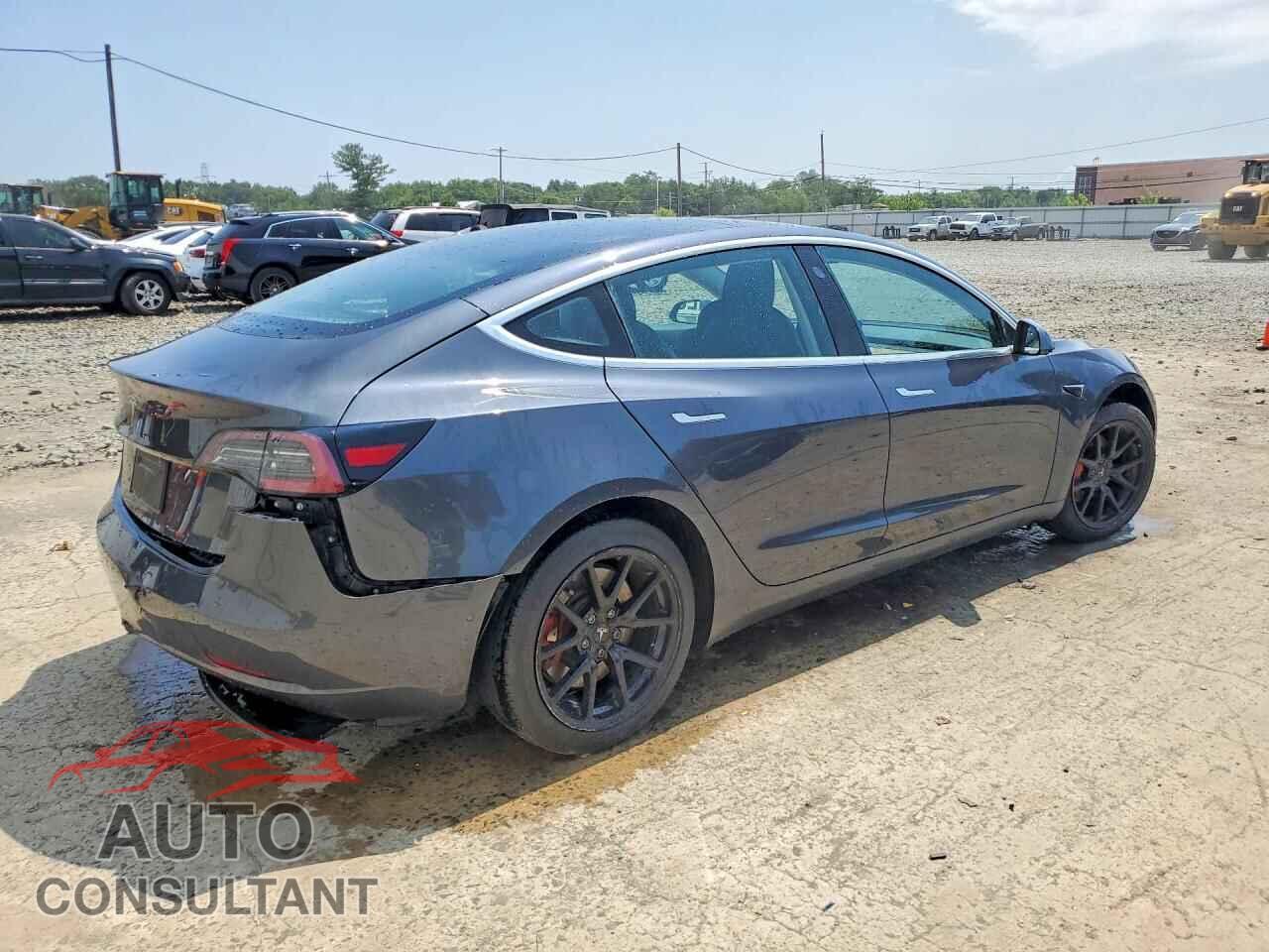 TESLA MODEL 3 2018 - 5YJ3E1EA4JF028134